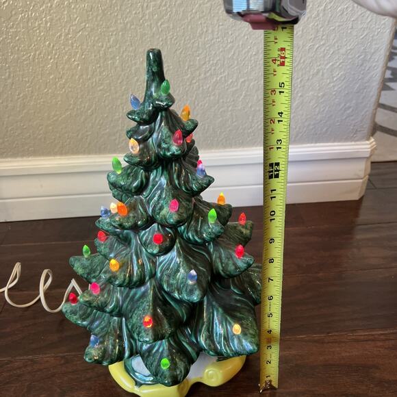 Vintage 17” Ceramic Lighted Green Christmas Tree Decoration W Base Easy On-Off - Picture 7 of 12